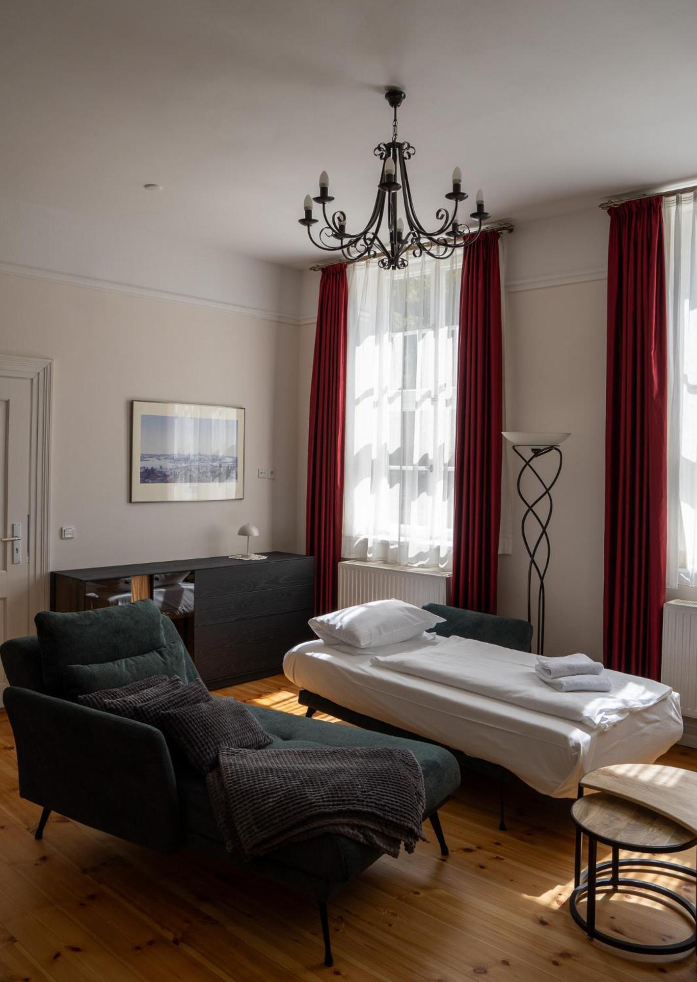 Apartmenthaus Gutenberg 78 Потсдам Екстериор снимка