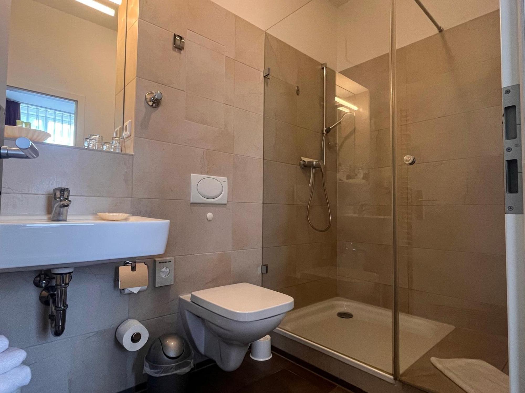 Apartmenthaus Gutenberg 78 Потсдам Екстериор снимка